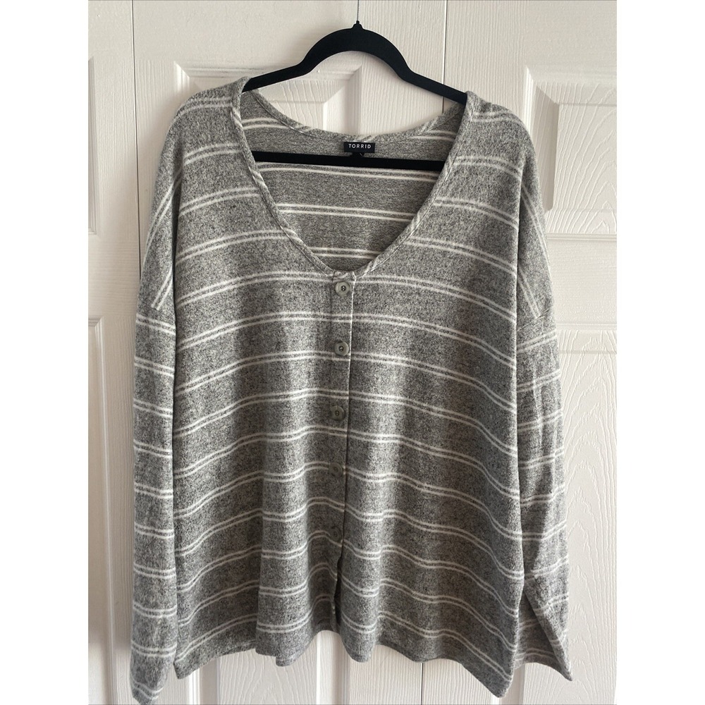 Torrid Striped Button Stripe Henley Womens‎ Size 3 Grey NEUTRAL Softcore Cozy